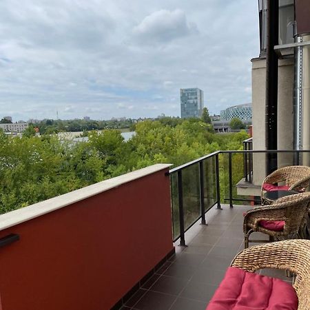 Sunny Two Room Apartment, Baneasa, Petrom City, Free Wi-Fi And Underground Parking Bucareste Exterior foto